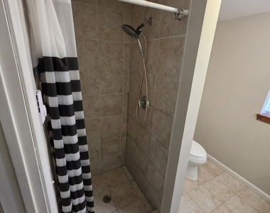 2743 Main Street - Photo Thumbnail 6