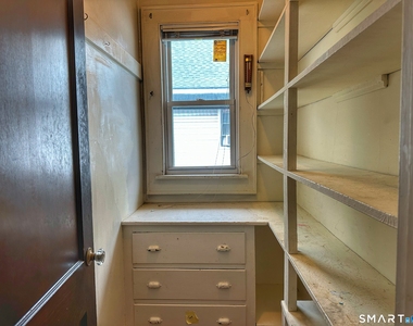 546 Taft Avenue - Photo Thumbnail 6