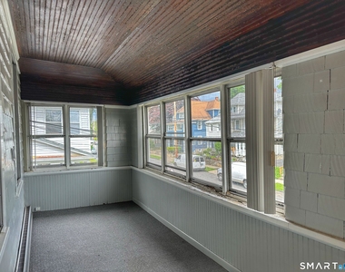 546 Taft Avenue - Photo Thumbnail 7