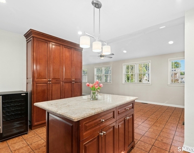 375 Hope Street - Photo Thumbnail 15