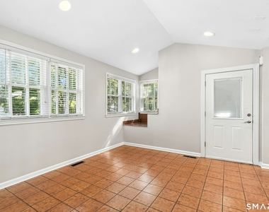 375 Hope Street - Photo Thumbnail 11