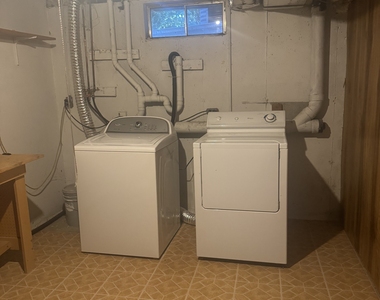 94 Oak Forest Drive - Photo Thumbnail 24