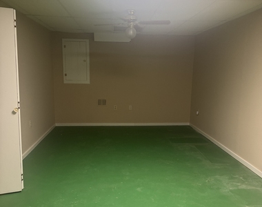 94 Oak Forest Drive - Photo Thumbnail 25