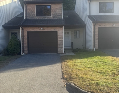 94 Oak Forest Drive - Photo Thumbnail 1