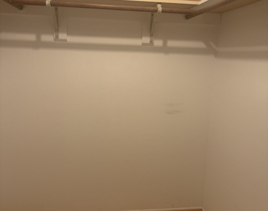 94 Oak Forest Drive - Photo Thumbnail 20
