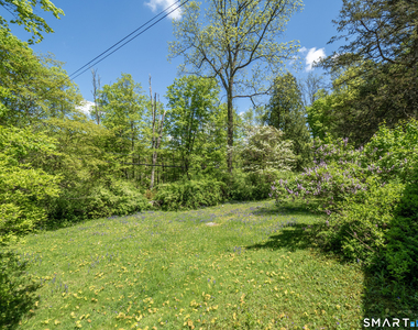 209 Peaceable Street - Photo Thumbnail 1