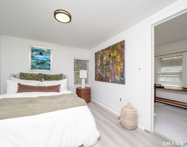 209 Peaceable Street - Photo Thumbnail 20