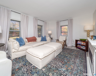 209 Peaceable Street - Photo Thumbnail 11