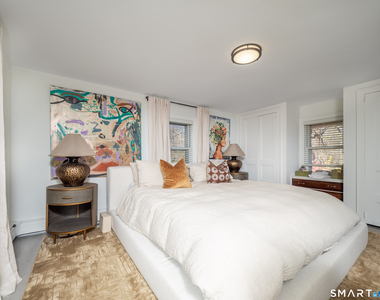 209 Peaceable Street - Photo Thumbnail 14