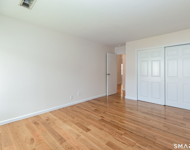 55 Lawson Lane - Photo Thumbnail 13