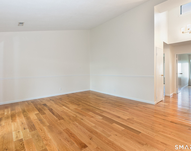 55 Lawson Lane - Photo Thumbnail 8