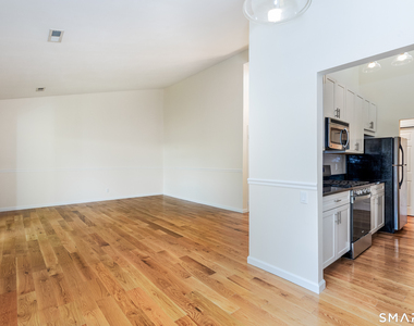 55 Lawson Lane - Photo Thumbnail 6