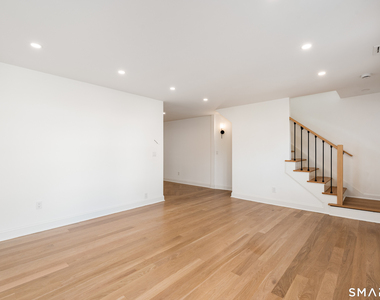 3 Devon Avenue - Photo Thumbnail 7