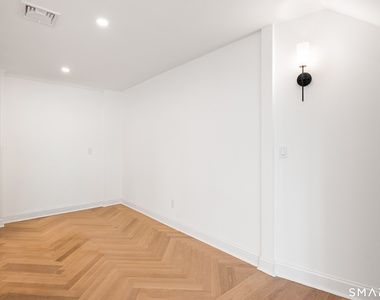 3 Devon Avenue - Photo Thumbnail 9