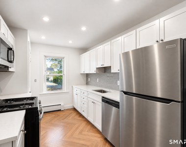 3 Devon Avenue - Photo Thumbnail 10