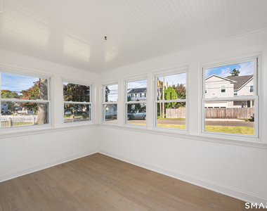 3 Devon Avenue - Photo Thumbnail 4