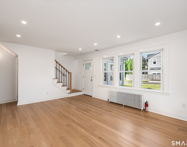 3 Devon Avenue - Photo Thumbnail 6