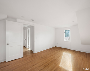3 Devon Avenue - Photo Thumbnail 13