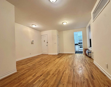 146 West 79th Street - Photo Thumbnail 4