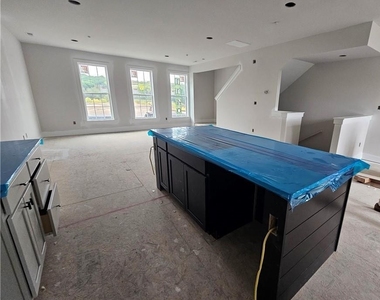 608 Canopy Way - Photo Thumbnail 16
