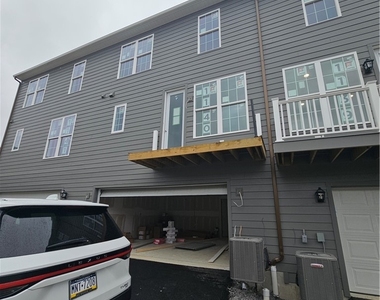 608 Canopy Way - Photo Thumbnail 13