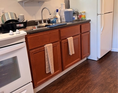 61 Pointview Rd Unit A - Photo Thumbnail 14