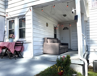 61 Pointview Rd Unit A - Photo Thumbnail 2