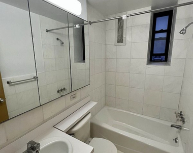 146 West 79th Street - Photo Thumbnail 5