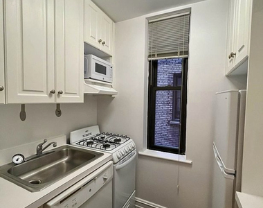 146 West 79th Street - Photo Thumbnail 1