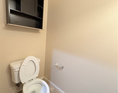 7621 Rustic Galleon Street - Photo Thumbnail 10