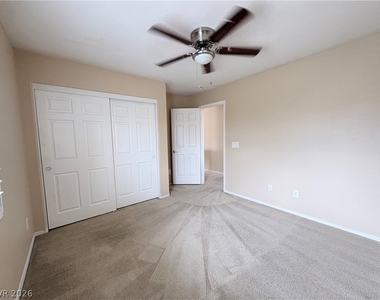 7621 Rustic Galleon Street - Photo Thumbnail 26