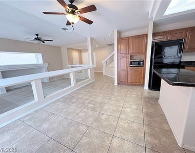 7621 Rustic Galleon Street - Photo Thumbnail 7