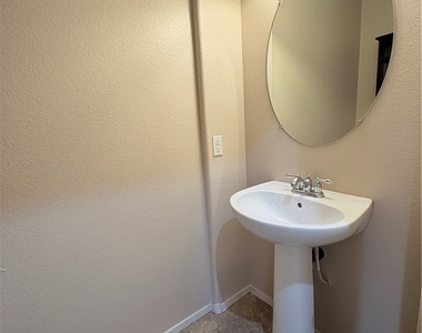 7621 Rustic Galleon Street - Photo Thumbnail 9