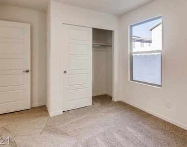 610 Abrazar Avenue - Photo Thumbnail 17