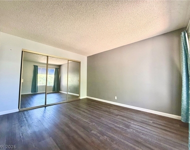 4351 Gannet Circle - Photo Thumbnail 15