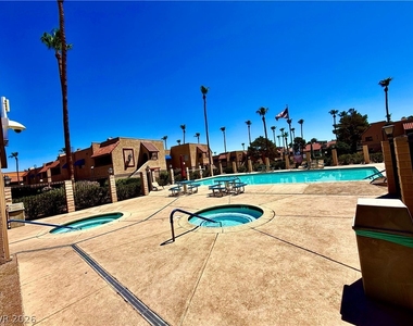4351 Gannet Circle - Photo Thumbnail 23