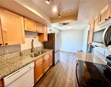 4351 Gannet Circle - Photo Thumbnail 9