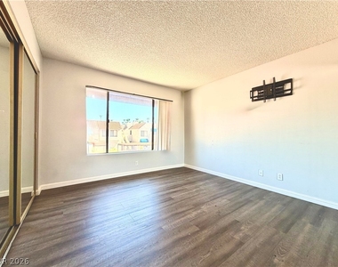 4351 Gannet Circle - Photo Thumbnail 11