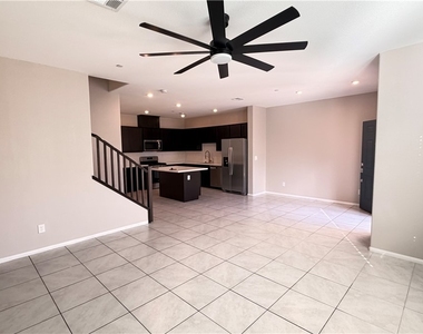 632 Sedum Avenue - Photo Thumbnail 4