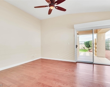 10529 India Hawthorn Avenue - Photo Thumbnail 24