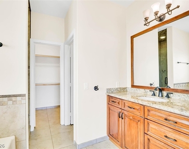 10529 India Hawthorn Avenue - Photo Thumbnail 25