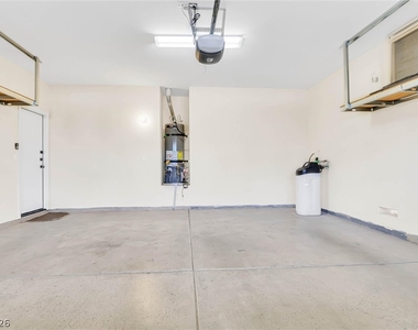 10529 India Hawthorn Avenue - Photo Thumbnail 33