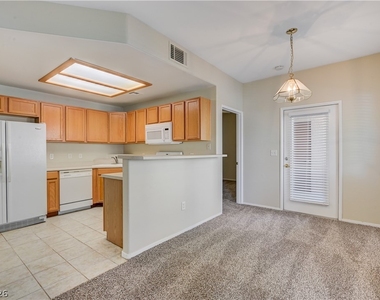 9580 W Reno Avenue - Photo Thumbnail 4