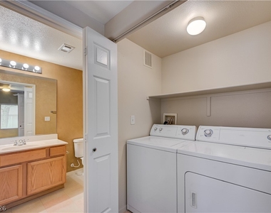 9580 W Reno Avenue - Photo Thumbnail 26