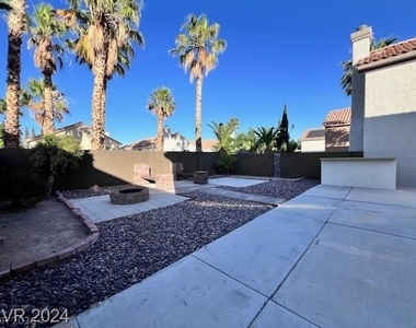 1212 Triumph Court - Photo Thumbnail 23