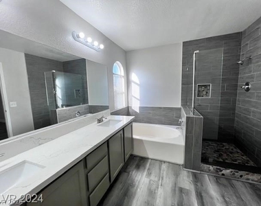 1212 Triumph Court - Photo Thumbnail 9