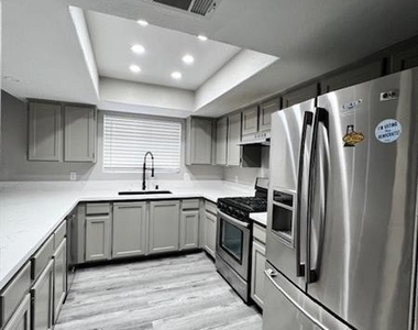 1212 Triumph Court - Photo Thumbnail 2