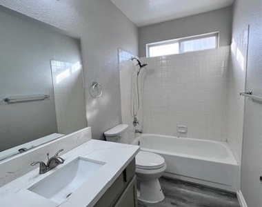 1212 Triumph Court - Photo Thumbnail 17