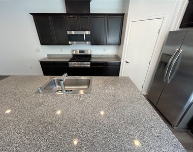 3841 Thomas Patrick Avenue - Photo Thumbnail 8