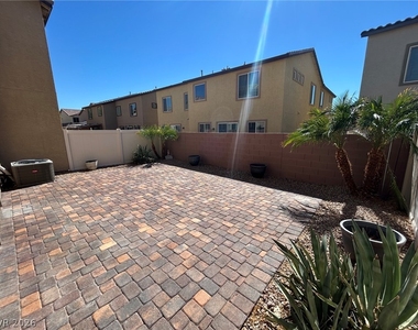 3841 Thomas Patrick Avenue - Photo Thumbnail 3